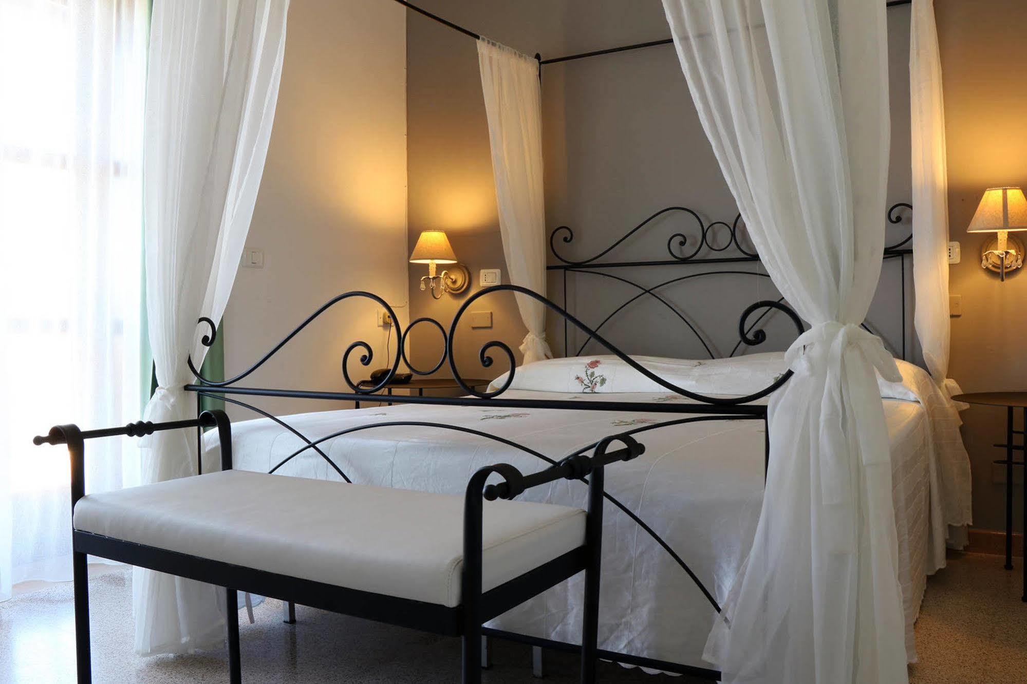 La Locanda Della Castellana Adults Only Peschici Εξωτερικό φωτογραφία